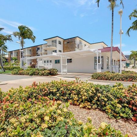 Endeavour Inn Emu Park ภายนอก รูปภาพ