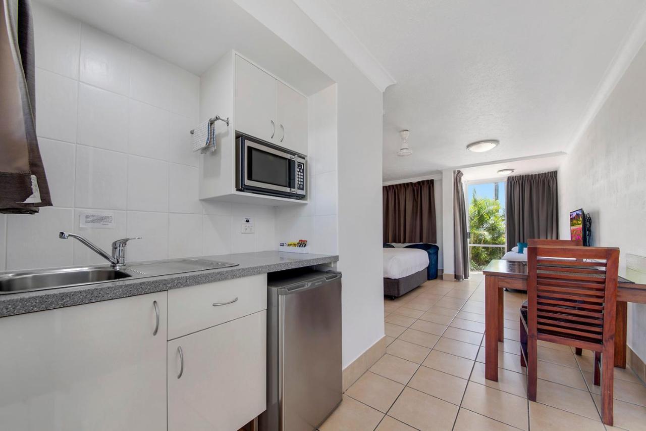 Endeavour Inn Emu Park ภายนอก รูปภาพ