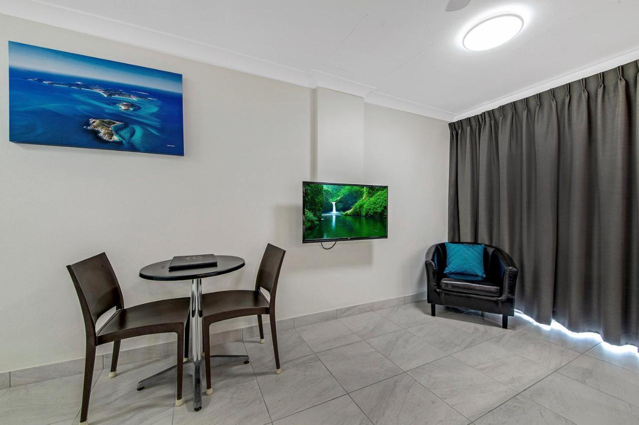 Endeavour Inn Emu Park ภายนอก รูปภาพ