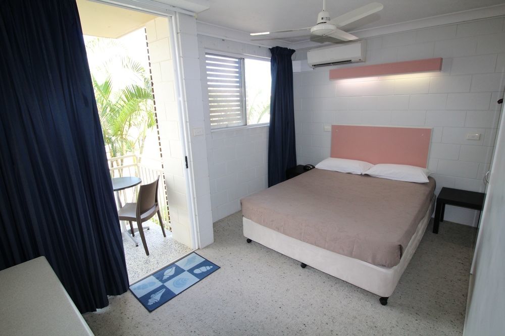Endeavour Inn Emu Park ภายนอก รูปภาพ