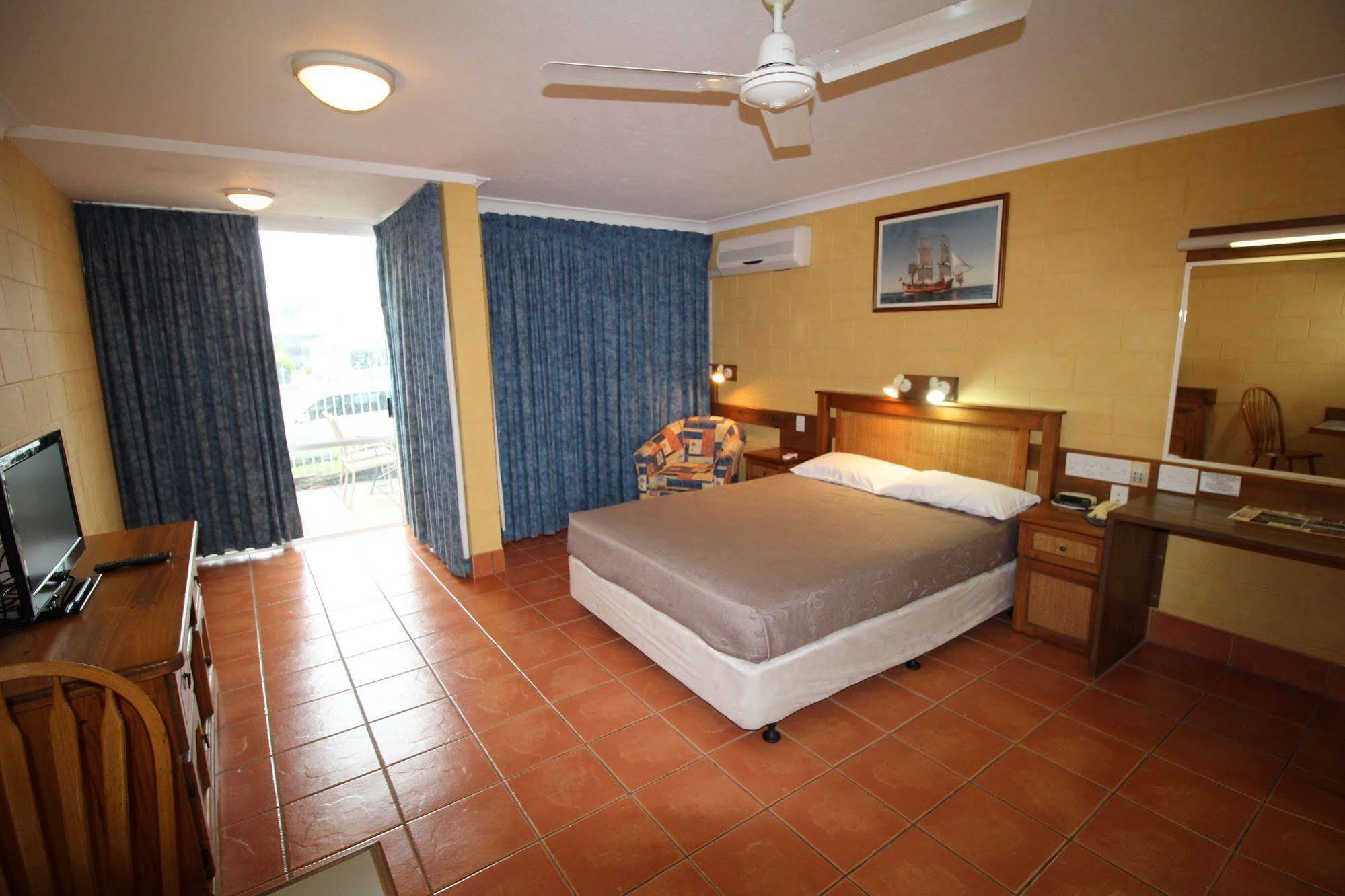 Endeavour Inn Emu Park ภายนอก รูปภาพ